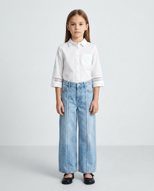 Light Wash Wide Leg Frayed Jeans