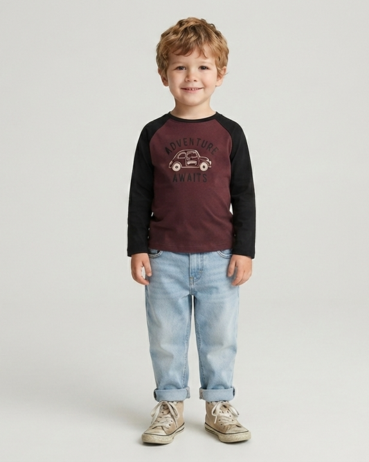 Light Wash Relaxed Jeans