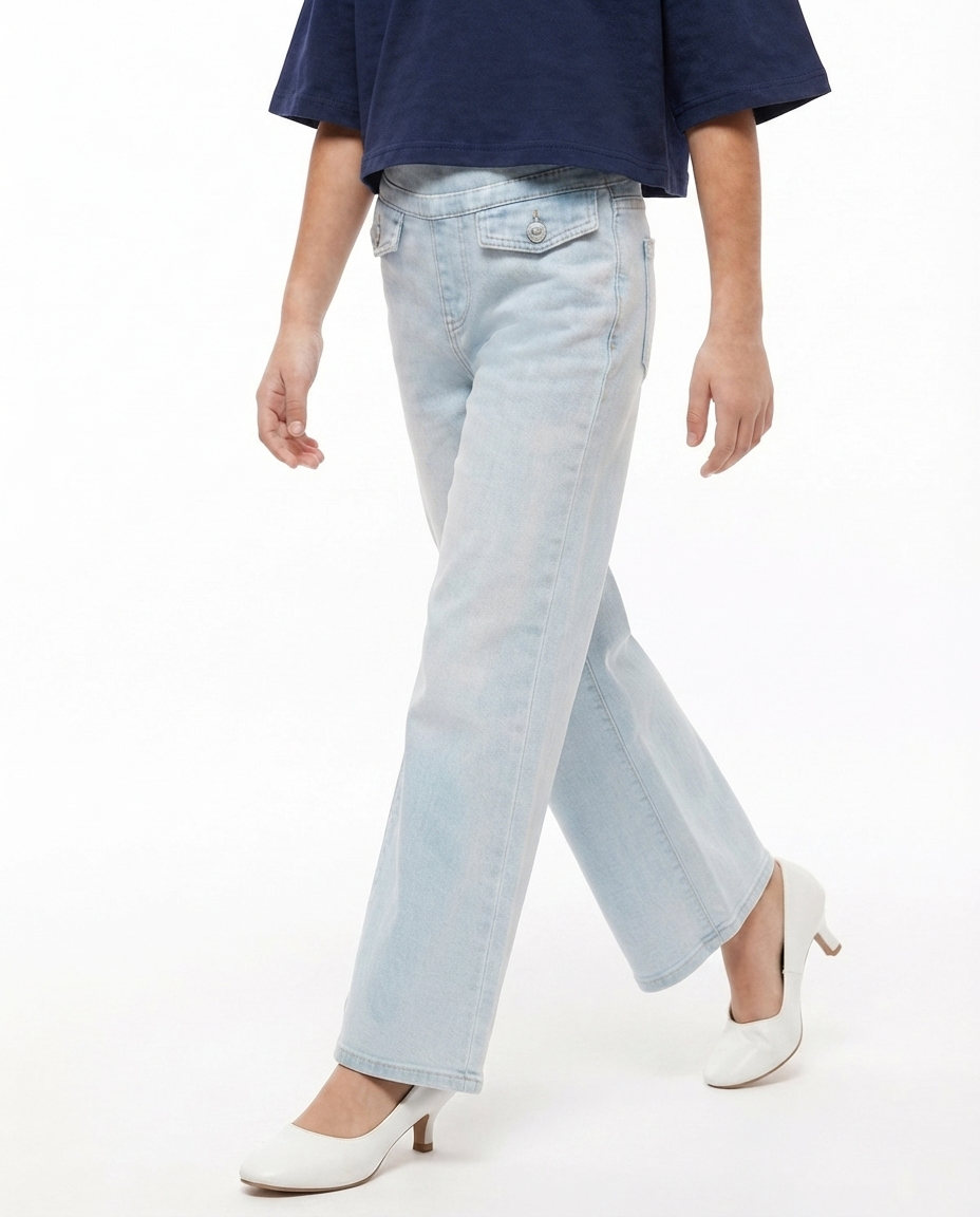 Light Wash Wide Leg Jeans