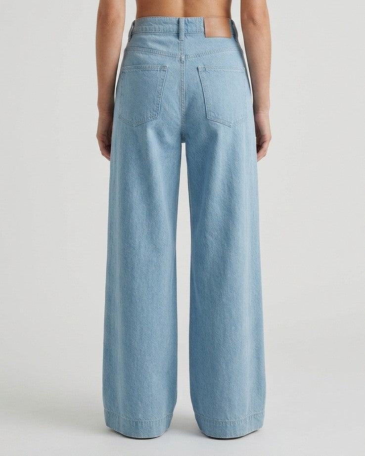 Light Wash Women's Baggy Jeans
