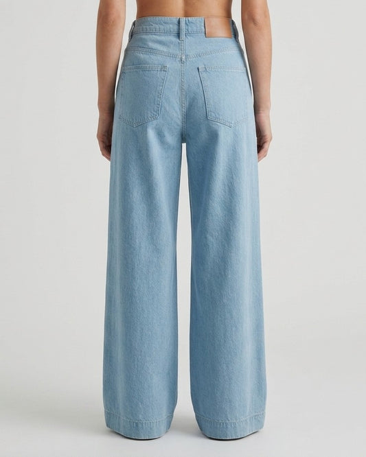 Light Wash Women's Baggy Jeans