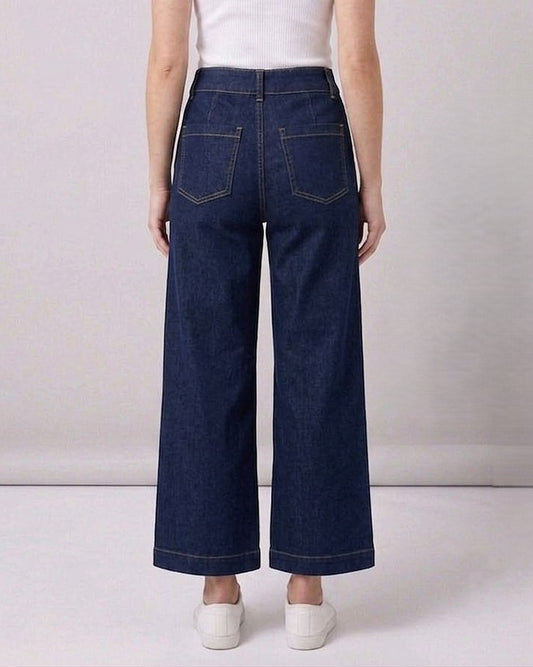 Women's Cropped Jeans With Deco-Stitch